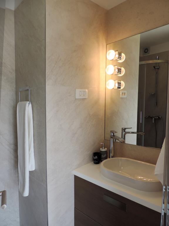 חוואר Apartment Place 2 Stay מראה חיצוני תמונה